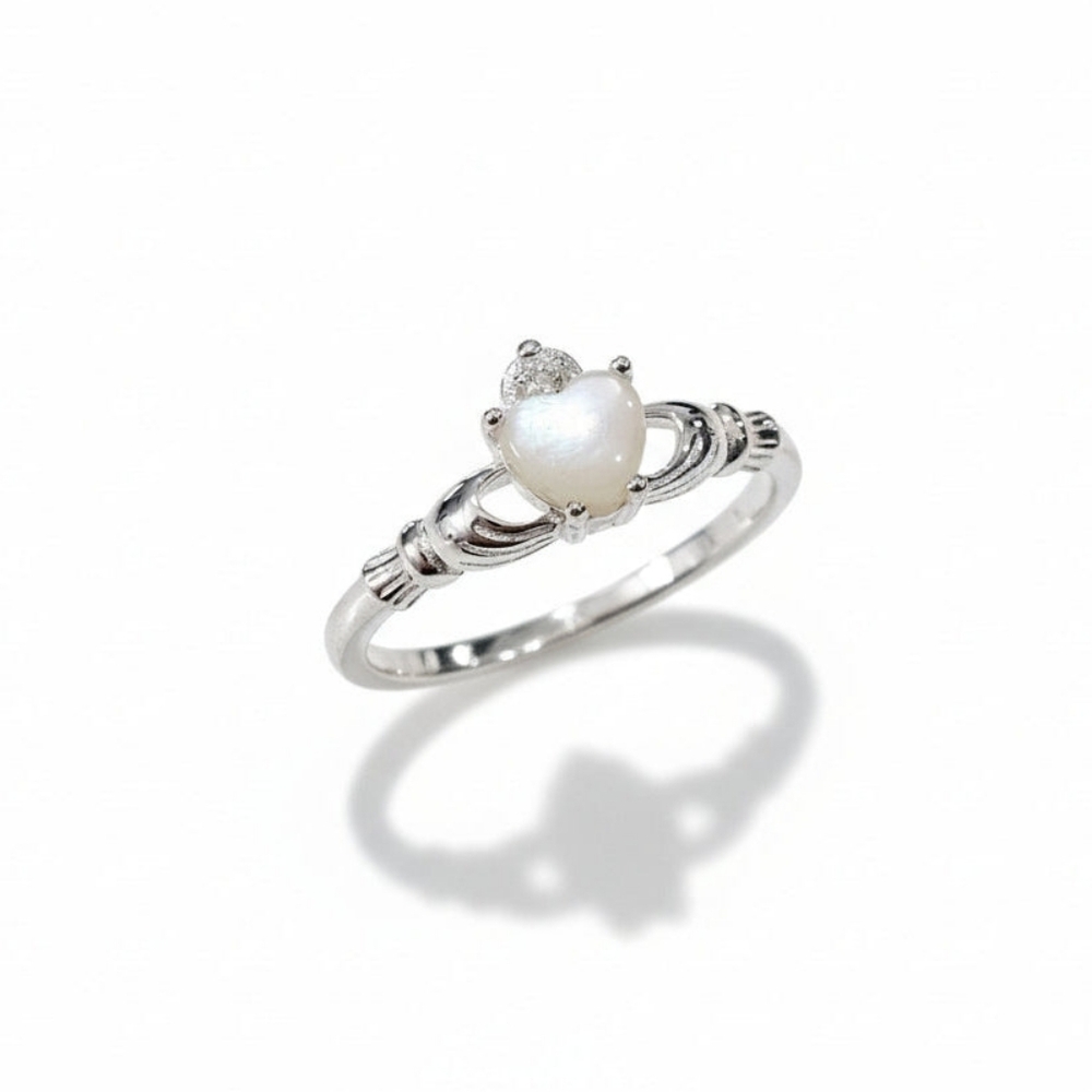 Women's 925 Sterling Silver Claddagh Mother of Pearl Celtic Ring Scottish Love